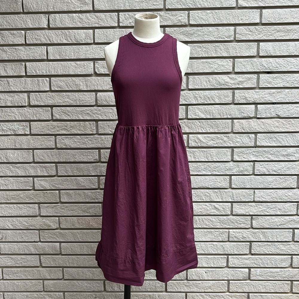 Reitmans Sleeveless Mix Media Dress with Rounded Neckline Sz S